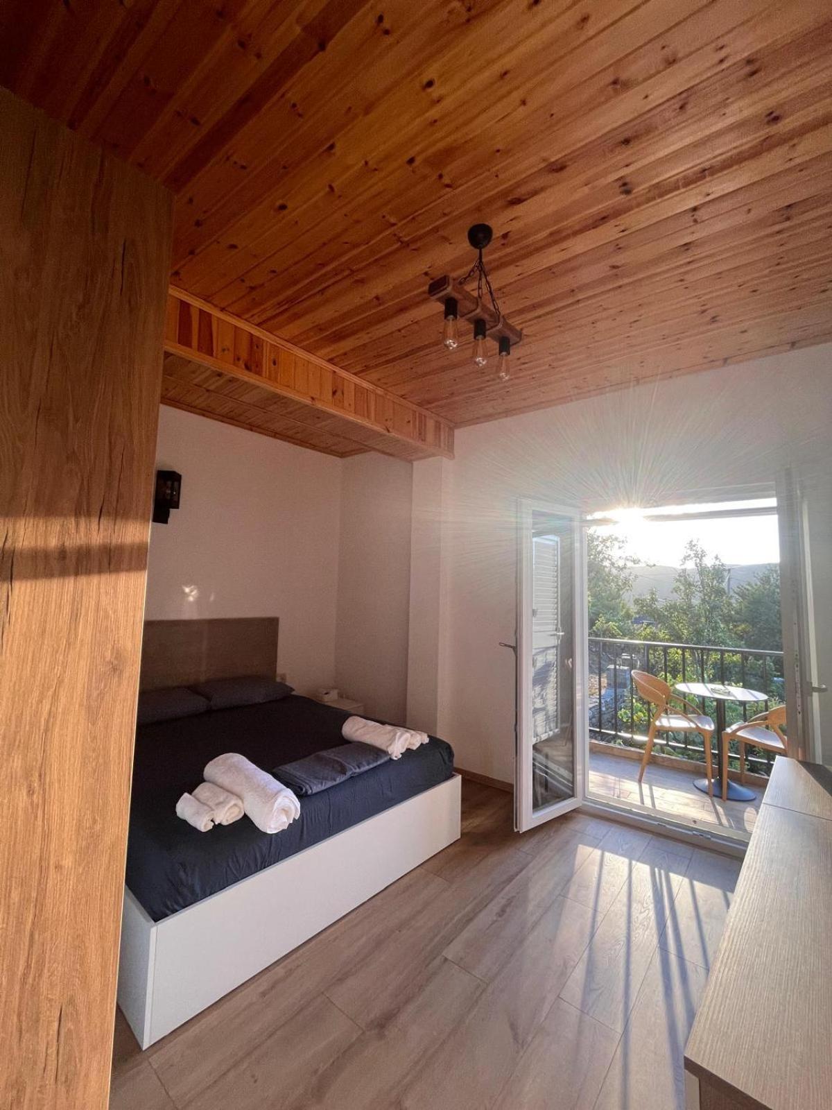 Bujtina Lugina E Vjoses Lodge Përmet